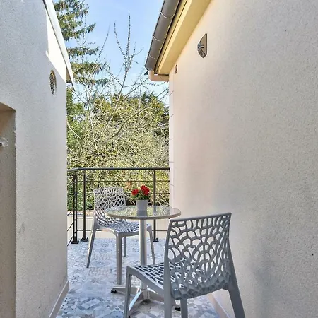 Ferienwohnung Promotion Du Jour - Le Cerisier - Deuil-la-Barre Exterior foto